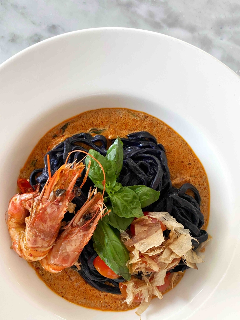 Squid ink linguine with thai red curry